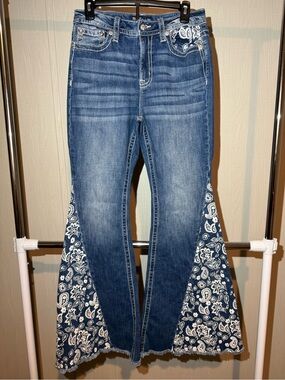 Miss Me Light Wash Denim Jeans - Size 30 NWOT